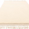 Tapis ivoire à franges d'inspiration berbère