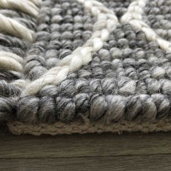 Tapis design ivoire style berbère en laine