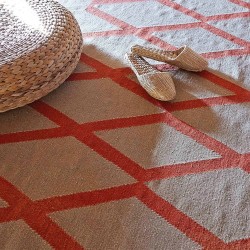 Tapis kilim en laine beige et corail