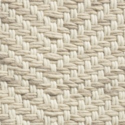 Tapis d'inspiration berbère en laine à franges ivoire et beige