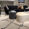 Tapis berbère sur mesure en laine écru fait à la main avec petites fra